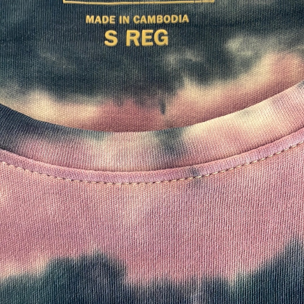 Tye dye t-shirt - Picture 9 of 10